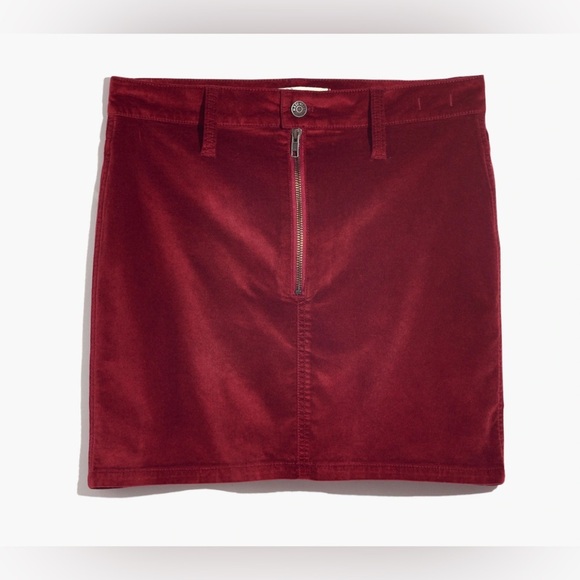 MADEWELL Stretch Velveteen Straight Zip Mini Skirt in Dark Cabernet Red Size 30 - Picture 4 of 11